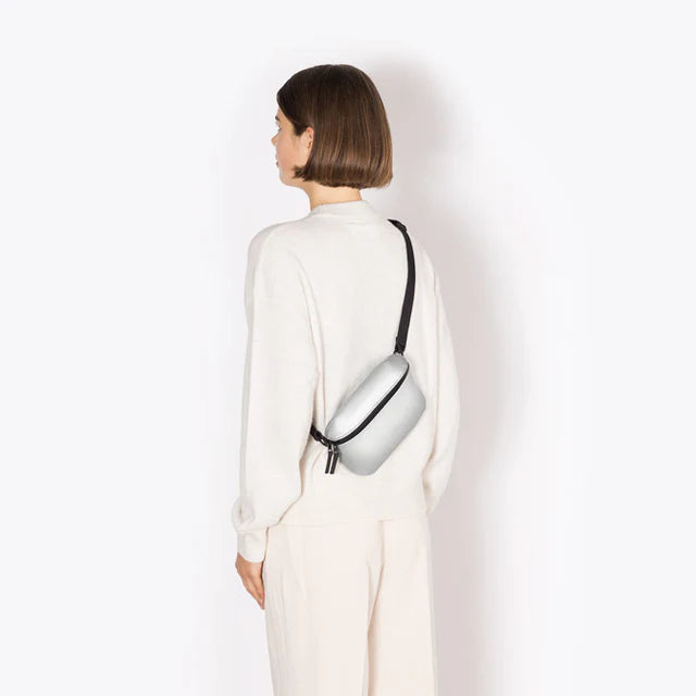 Jona Medium - Lotus Infinity - Silver Metalic