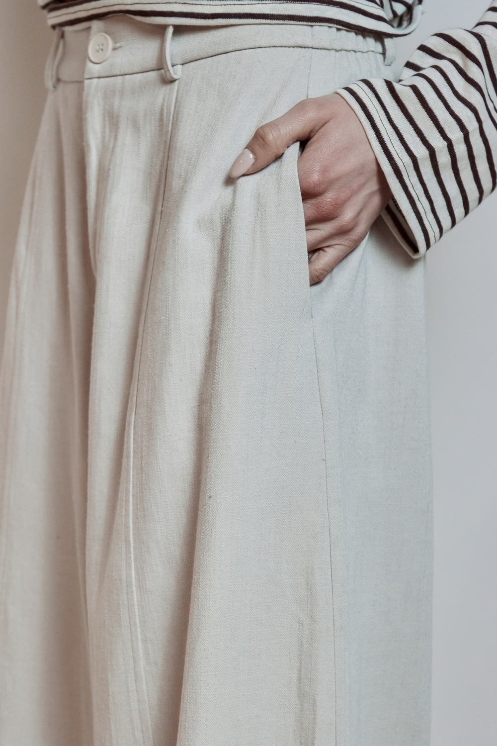 Trousers beige