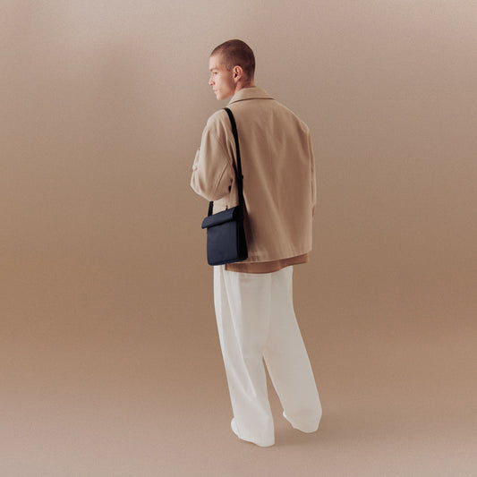 Javen Shoulder bag - Lotus infinity - Dark navy